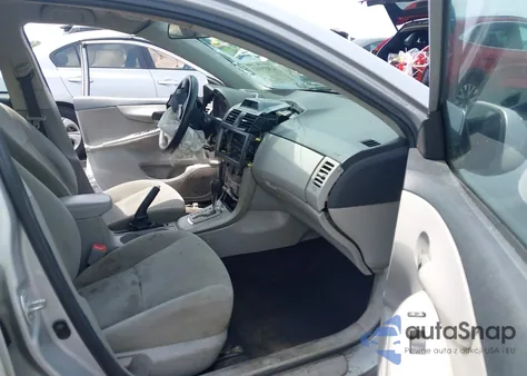 2012 Toyota Corolla Le z USA, uszkodzony, nr VIN 2T1BU4EE9CC883325